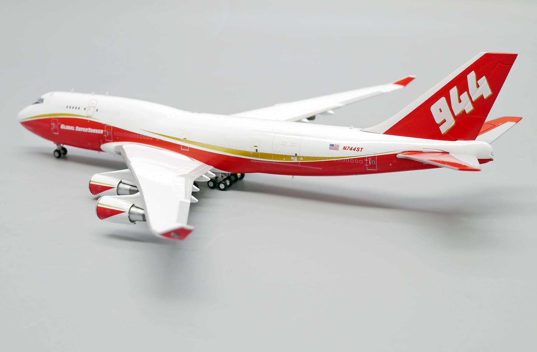 Amazon.co.jp: Jcwings グローバルスーパータンカー944 747-400 N744ST